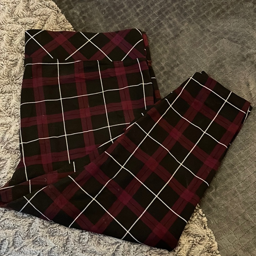 Purple/black/white pixie pants